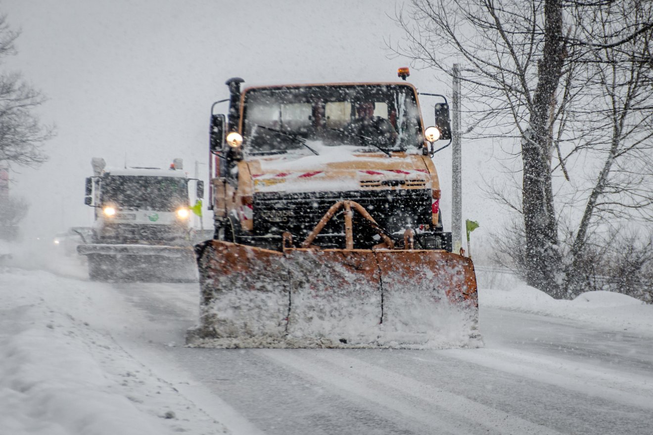 Mindenhol jár a hóeke Hargita megyében – állítja az illetékes – videó