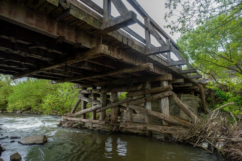 Betonszerkezetű híd a fahíd helyett