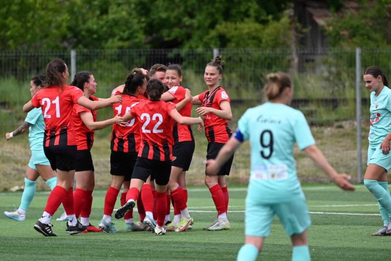 Egy hajszál választotta el a győzelemtől az FK Csíkszereda női focisait Kolozsváron