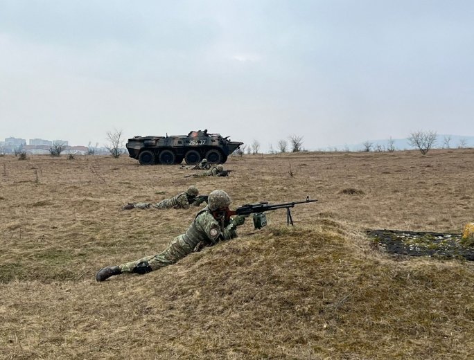 Szinte megháromszorozódik a külföldi katonák száma az erdélyi NATO-támaszponton